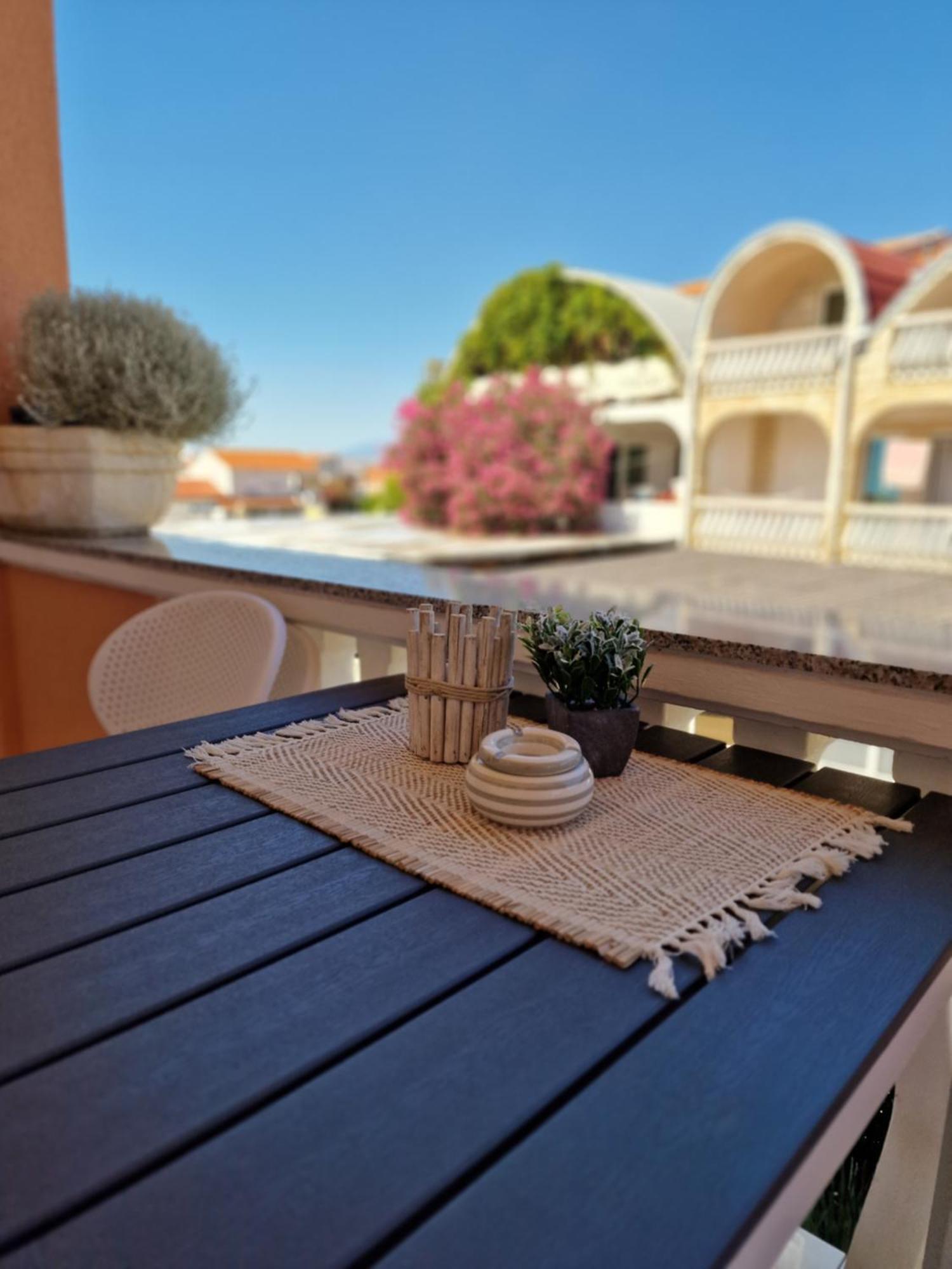Apartment Melani Vir Esterno foto