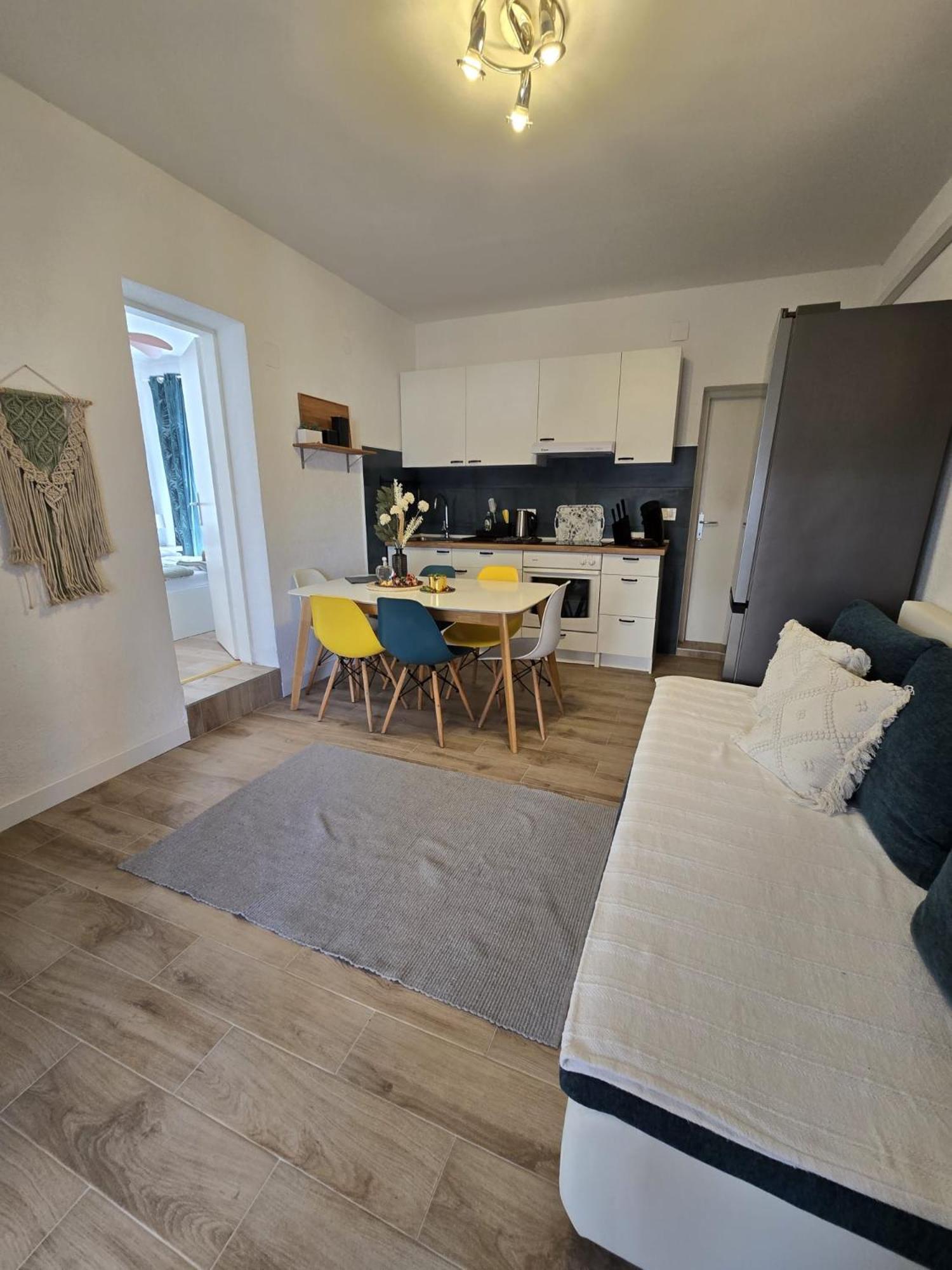 Apartment Melani Vir Esterno foto