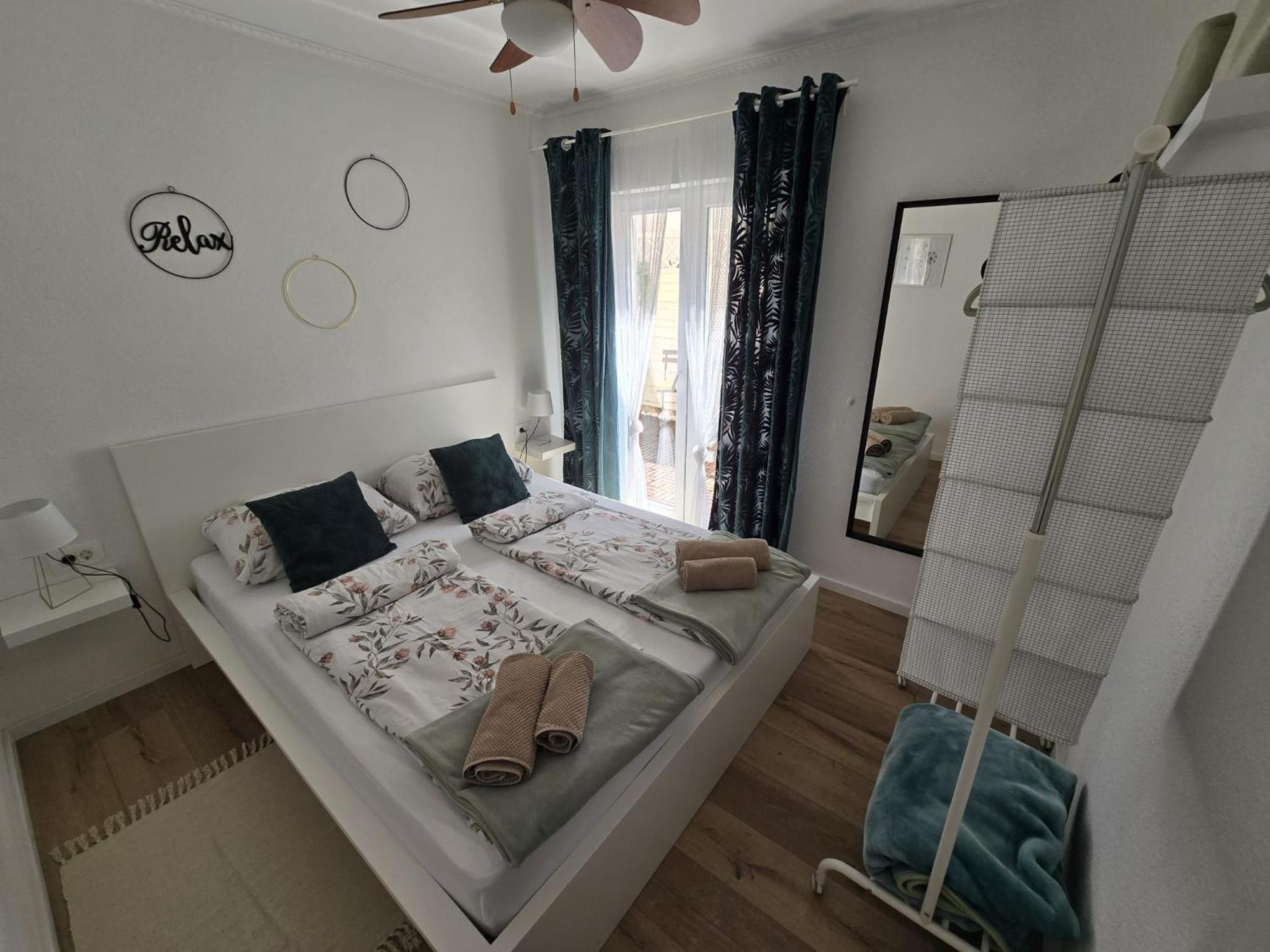 Apartment Melani Vir Esterno foto